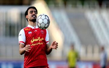 عملکرد کم‌فروغ، آینده مبهم؛ مهاجم جوان پرسپولیس در لیست خروج؟