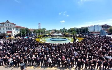 مراسم عزاداری روز عاشورا در رشت + ویدئو