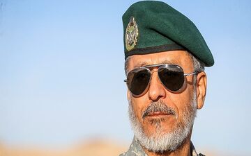 دریادار سیاری:
 پاسخ قاطع و پشیمان کننده به دشمنان