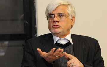 عارف: فراکسیون امید پیگیر روشن شدن واقعیت درباره سقوط هواپیمای اوکراینی است
