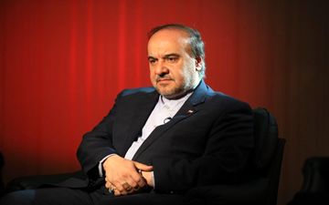 حضور مجدد سلطانی‌فر در کمیسیون اصل ۹۰ برای توضیح درباره قرارداد ویلموتس
