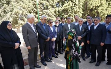 وزیر میراث فرهنگی وارد لرستان شد