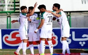 پیروزی ذوب آهن در نیمه نخست مقابل فجرسپاسی