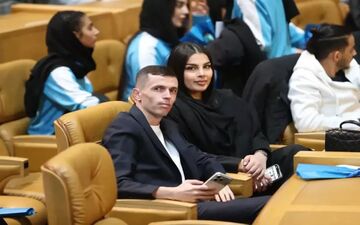 وقتی یک خارجی «آبی‌تر از همیشه» می‌شود؛ نقش‌آفرینی خاص یاسر آسانی در شب استقلال