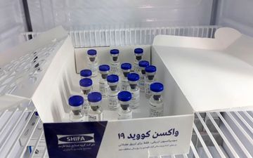 لحظه تزریق مرحله دوم واکسن"کوو ایران برکت" + فیلم
