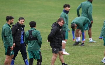 استقلال حریف می طلبد ! 