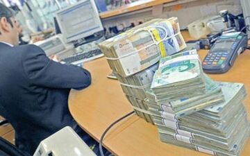 سقف پرداخت نقدی به مشتریان بانک‌ها ۴۵ میلیون تومان شد
