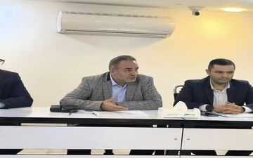 برگزاری نشست بررسی عملکرد شعبه جنوب‌غرب تهران بیمه دی