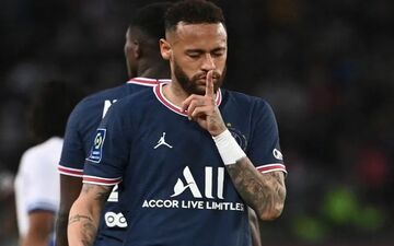 واکنش جالب نیمار به جنجال‌ها به خاطر درگیری‌اش در رختکن PSG 