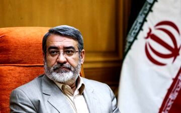  برای کشور بد است که قدرت و عظمت ما را به شیر نفت وصل کنند