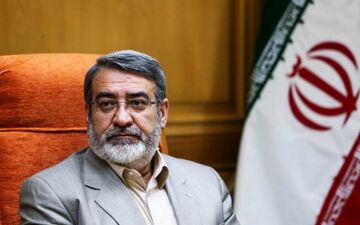  برای کشور بد است که قدرت و عظمت ما را به شیر نفت وصل کنند