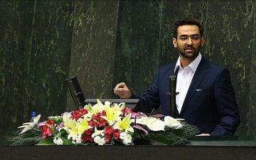 وزیر ارتباطات: با بستن پلت‌فرم‌های دیگر اینستاگرام به قطب تبدیل شده است
