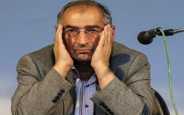 زیباکلام از دانشگاه آزاد اخراج شد/به وزارت کار شکایت می کنم