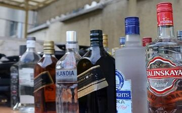 تراژدی مشروبات الکلی در نیشابور؛ ۱۲ مسموم، یک فوتی و ۷ بیمار نیازمند دیالیز

