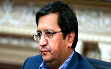 بانک مرکزی برای بازگرداندن ثبات به بازار ارز تلاش می‌کند