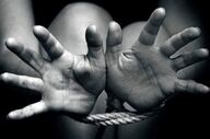 آدم‌ربایی هولناک زن جوان به‌خاطر اختلافات خانوادگی؛ گروگان پس از دریافت باج هم آزاد نشد