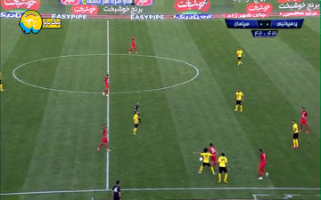 خطای خشن کیانی روی ترابی و اعتراض پرسپولیسی ها + فیلم