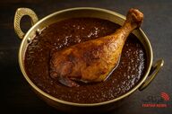 طرز تهیه فسنجان به سبک مادر بزرگ‌ها ؛ ستاره سفره‌های ایرانی با طعمی ترش و شیرین