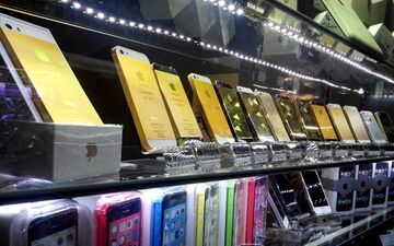 90 درصد موبایل‌های موجود در بازار قاچاق است/ با اجرای رجیستری، موبایل‌های قاچاق حکم اسباب‌بازی را پیدا می‌کند