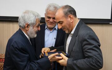 سعید طلوعی نماد خدمت به مردم محروم؛ تقدیر اعضاء شورایاری از شهردار منطقه 7 تهران