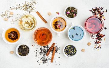 خسته و بی‌انرژی هستید؟ این ۷ دمنوش گیاهی معجزه می‌کنند!