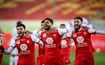 حمله پرسپولیسی‌ها به قلعه‌نویی به خاطر دو استقلالی
