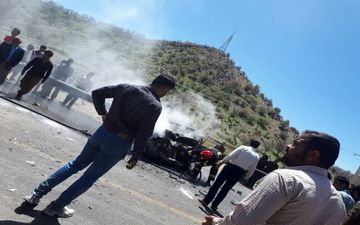 سوختن راننده پراید درپی برخورد با نیسان
