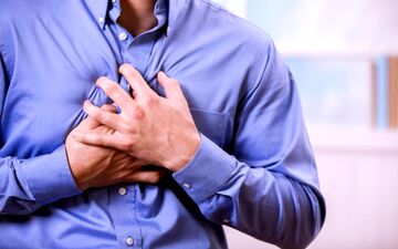 نشانه‌هایی که به شما می‌گویند بیماری قلبی دارید