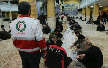 
بیش از ۱۰۰۰ مسافر درراه مانده اسکان داده شدند