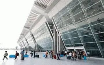 جابه‌جایی بیش از ۱۲ هزار مسافر در فرودگاه کیش با ۱۲۲ پرواز