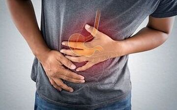 

علائم زخم معده چیست و چگونه تشخیص داده می شود؟ | نشانه‌های هشدار دهنده زخم معده