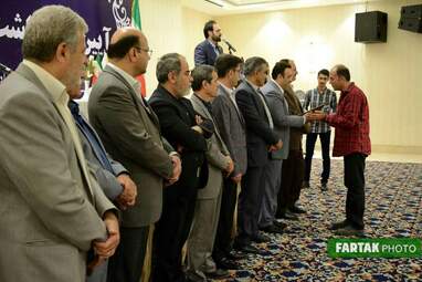 تجلیل از خبرنگاران ورزشی توسط اداره ورزش و جوانان استان کرمانشاه