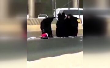 کتک‌کاری ۴ زن در عربستان!+فیلم