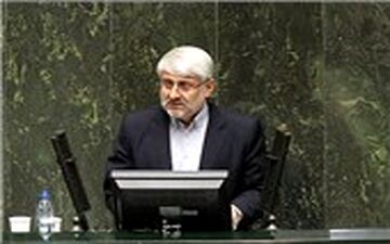 فرهنگی: آخوندی در صحن مجلس دروغ گفت 