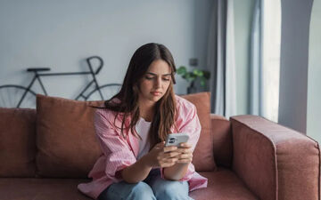 موفقیت همیشه شادی نمی‌آورد؛ دلیل نارضایتی افراد موفق چیست؟