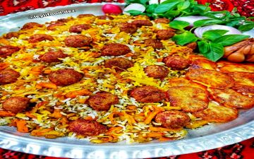 طرز تهیه هویج پلو زعفرانی | طعمش بی نظیره!