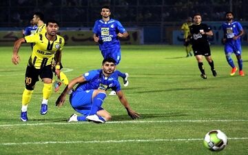 استقلال با زکی‌پور به مصاف پرسپولیس می‌رود؛ جلالی کجا بازی می‌کند؟
