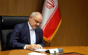 در جذب معلم هیچ امتیاز ویژه ای را به هیچ قشری ندادیم/ همه کسانی که متقاضی شغل معلمی هستند باید در آزمون شرکت کنند