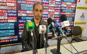 نویدکیا: شاید هیچ بازیکنی نگیریم