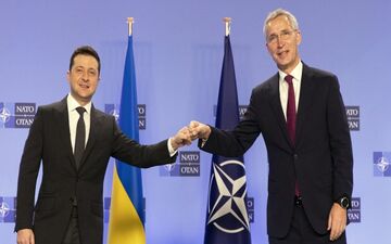 زلنسکی برای شرکت در نشست ناتو دعوت شد
