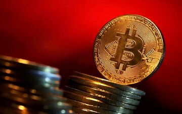 سقوط قیمت بیت‌کوین به کمتر از 60 هزار دلار 