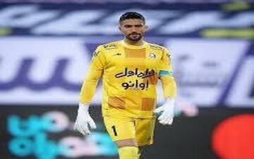 بازوبند همچنان بر دستان سید/ رهبری حسینی در دیدار نخست