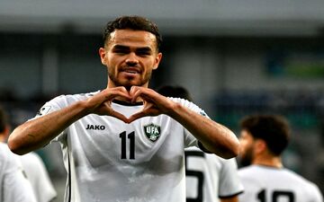 اورونوف در هاله‌ای از ابهام؛ آیا ستاره پرسپولیس به ایران می‌رسد؟
