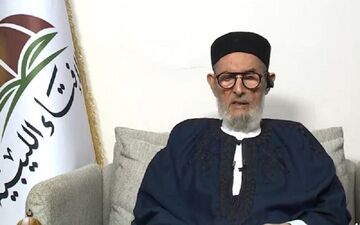 مفتی اعظم لیبی: آمریکا در تنگه هرمز در دام افتاده است