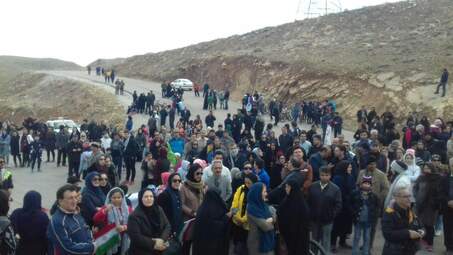 همایش دوچرخه‌سواری و کاشت درخت در ارتفاعات کرمانشاه 