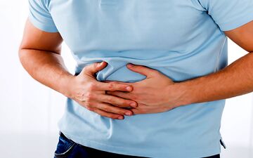 نفخ استرسی چیست و چطوری میتوانیم آن را درمان کنیم؟