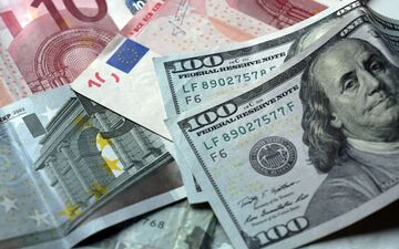 قیمت دلار بازار آزاد امروز یکشنبه ۱۳ اردیبهشت ۱۴۰۵ 