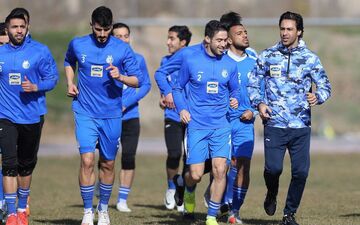 فرهاد مجیدی استقلالی ها را سورپرایز کرد