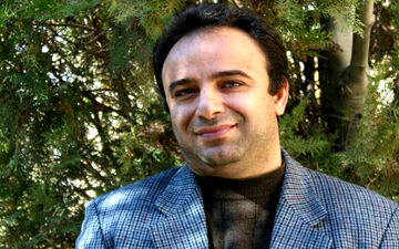 
محرم وزیری: مردمی بودن مهم ترین ویژگی انقلاب اسلامی ایران است
