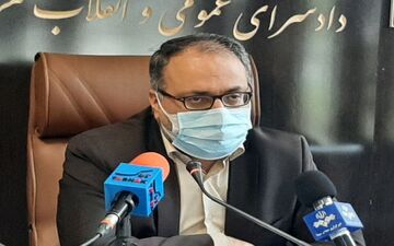 
طلب ۲۰۰ نفر از مالباختگان "گلیم و گبه" تا پایان سال پرداخت می شود/ ارجاع ۴۸۰۰ پرونده به دادسرا طی یک ماه